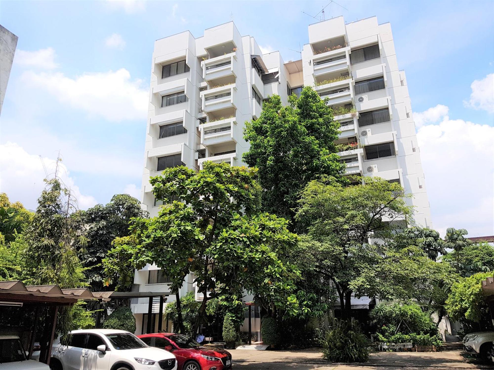 P.T. Court Hotell Bangkok Eksteriør bilde